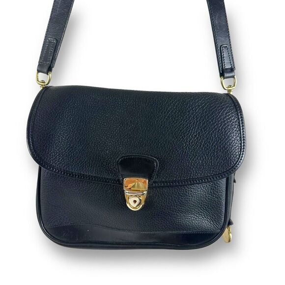 Vintage Dooney & Bourke Pebbled Leather Push Lock Shoulder Bag Classic Black - Picture 1 of 14